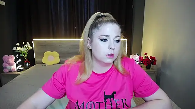 JessikaDaniel online show from November 2025 07:33:02 AM