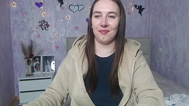 Snapshot of KaleyReed chatting on February 2025 03:43:01 PM KaleyReed online show from February 2025 03:43:01 PM