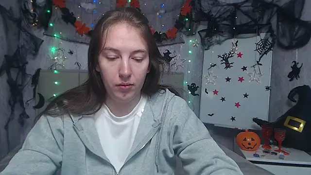 Snapshot of KaleyReed chatting on October 2025 05:18:02 AM KaleyReed online show from October 2025 05:18:02 AM