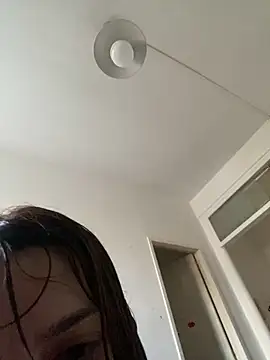 Snapshot of Yosipaez chatting on October 2025 09:37:01 PM Yosipaez online show from October 2025 09:37:01 PM