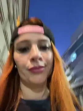 Snapshot of Yosipaez chatting on December 2025 11:31:02 PM Yosipaez online show from December 2025 11:31:02 PM