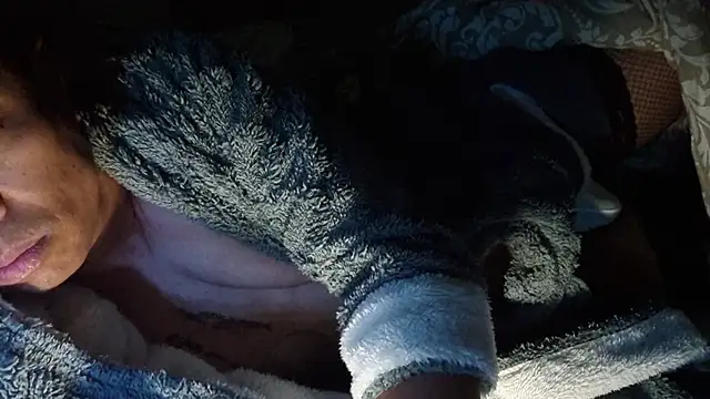 AmateurGuy23 online show from October 2025 05:02:01 PM