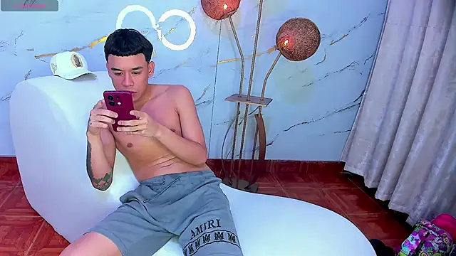 SecretsParty online show from November 2025 08:03:01 PM