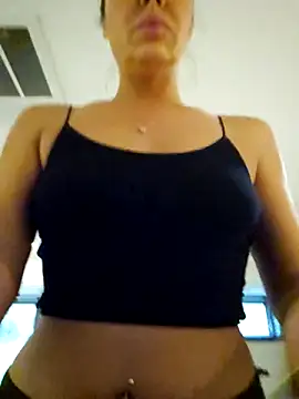 RebeccaXO  online show from April 2026 08:24:01 PM