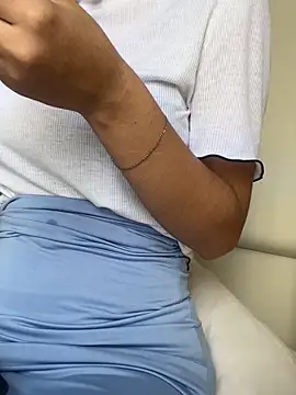 DulceMya6 online show from February 2026 03:23:02 PM