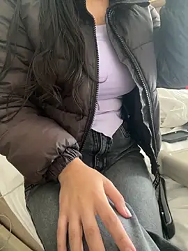 Snapshot of DulceMya6 chatting on October 2025 12:50:02 PM DulceMya6 online show from October 2025 12:50:02 PM