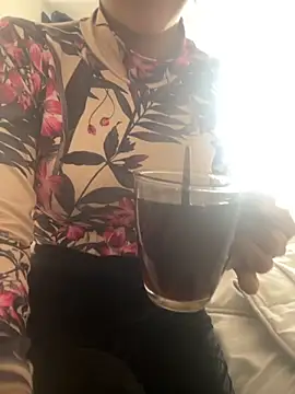 Snapshot of DulceMya6 chatting on September 2025 03:34:01 PM DulceMya6 online show from September 2025 03:34:01 PM