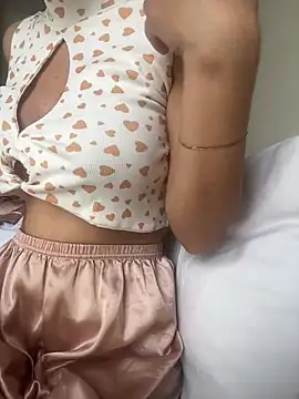 DulceMya6 online show from January 2026 01:07:01 PM