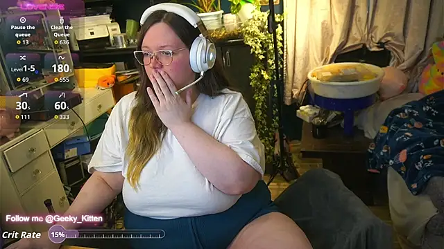 Snapshot of Geeky_Kitten chatting on September 2025 01:53:02 PM Geeky Kitten online show from September 2025 01:53:02 PM