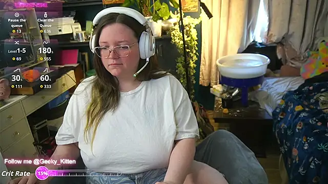 Snapshot of Geeky_Kitten chatting on September 2025 02:50:01 PM Geeky Kitten online show from September 2025 02:50:01 PM