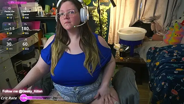 Snapshot of Geeky_Kitten chatting on September 2025 01:22:01 PM Geeky Kitten online show from September 2025 01:22:01 PM