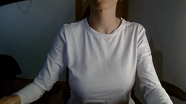 Vampirosa online show from January 2026 01:40:01 PM