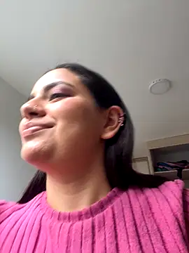 susy angel online show from December 2025 07:20:01 PM