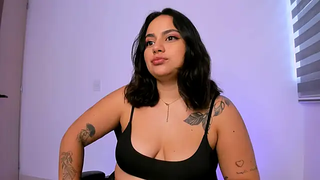 susy angel online show from April 2026 10:10:02 PM