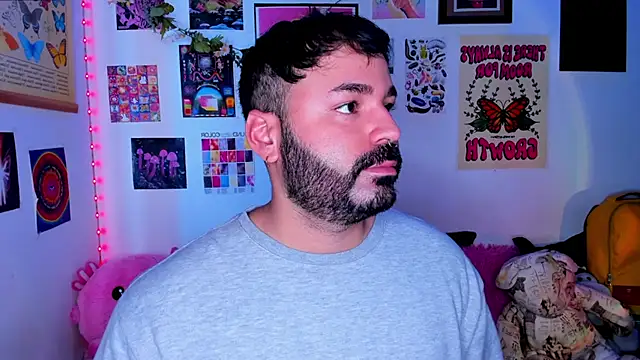 johnnyalx online show from March 2026 06:47:01 PM