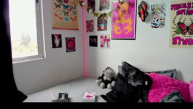Snapshot of johnnyalx chatting on October 2025 05:17:01 PM johnnyalx online show from October 2025 05:17:01 PM