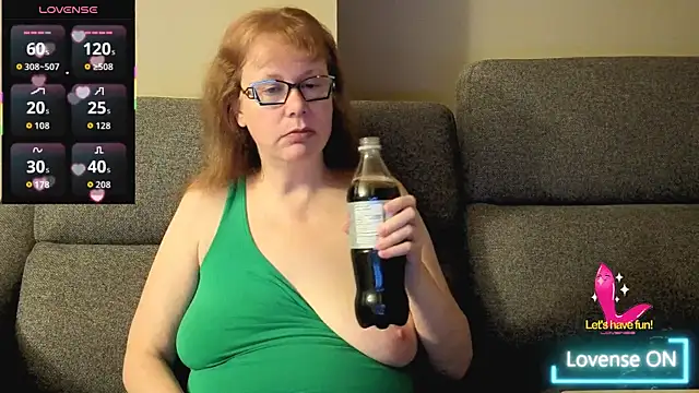 TittyLandQuebec online show from May 2026 05:33:01 AM
