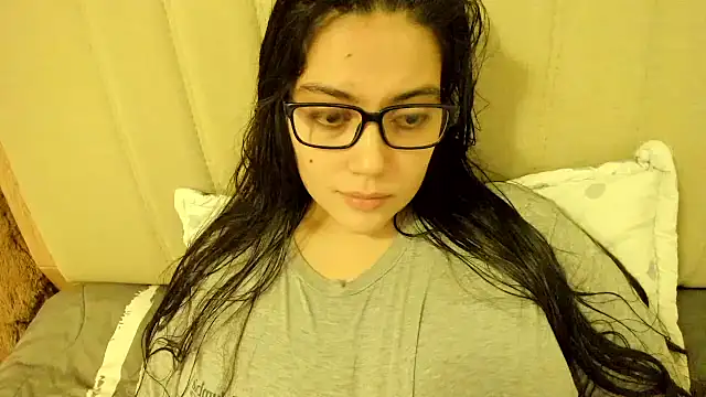 roniewester online show from June 2026 11:31:02 PM