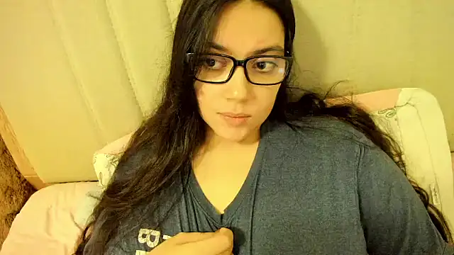 roniewester online show from May 2026 02:18:01 AM