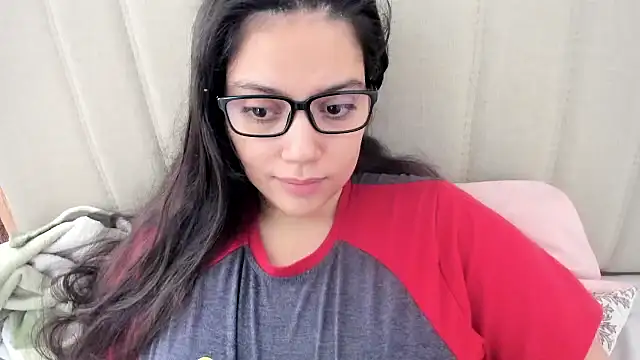 roniewester online show from October 2025 12:17:02 PM