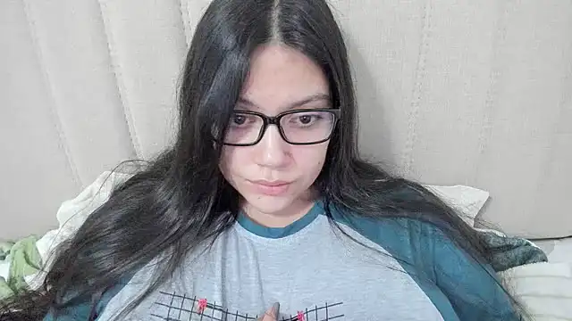 roniewester online show from March 2025 05:05:02 AM