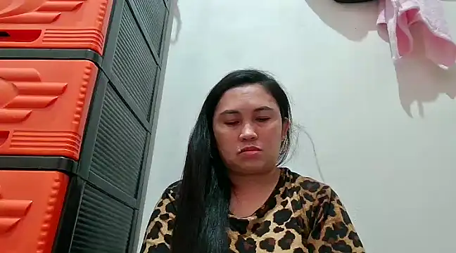 Snapshot of LalaiAsian chatting on March 2025 06:43:01 PM LalaiAsian online show from March 2025 06:43:01 PM