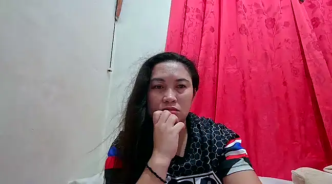 Snapshot of LalaiAsian chatting on March 2025 12:07:02 AM LalaiAsian online show from March 2025 12:07:02 AM