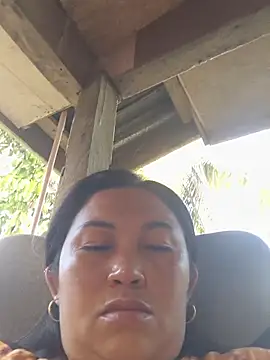 LalaiAsian online show from April 2026 08:16:01 AM