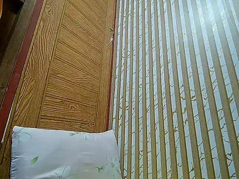 LalaiAsian online show from December 2025 10:32:02 AM