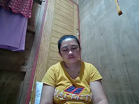 LalaiAsian online show from November 2025 12:21:02 AM