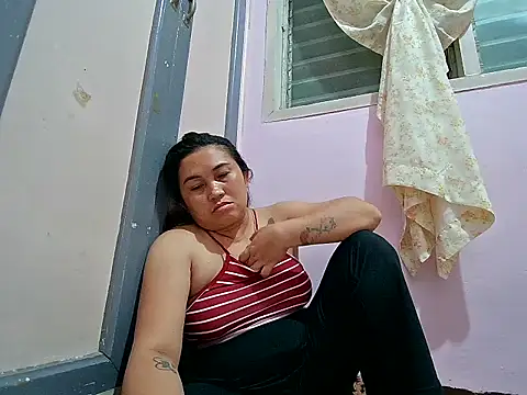 Snapshot of LalaiAsian chatting on September 2025 07:34:02 PM LalaiAsian online show from September 2025 07:34:02 PM