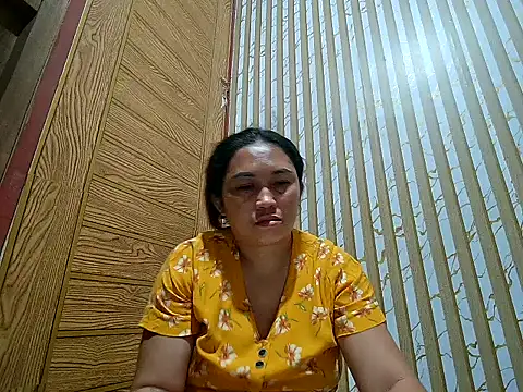 LalaiAsian online show from December 2025 03:47:01 PM