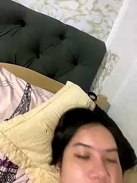 Hebefemme online show from December 2025 07:29:02 PM