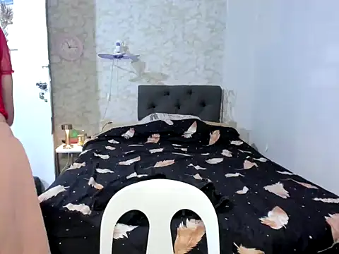 Hebefemme online show from January 2026 03:15:01 PM