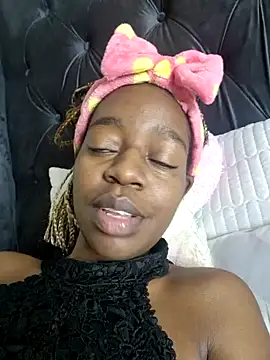 Snapshot of Sexynaughty_Gal chatting on February 2025 08:34:02 PM Sexynaughty Gal online show from February 2025 08:34:02 PM