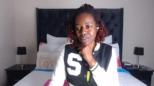 Snapshot of Sexynaughty_Gal chatting on November 2025 09:40:02 PM Sexynaughty Gal online show from November 2025 09:40:02 PM