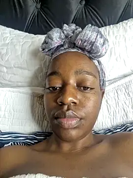 Snapshot of Sexynaughty_Gal chatting on December 2025 10:15:02 PM Sexynaughty Gal online show from December 2025 10:15:02 PM