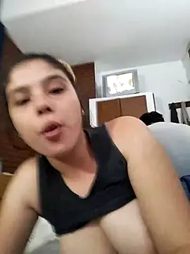 mariamac420 online show from March 2025 06:12:02 PM