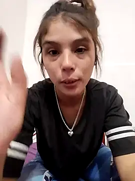 Snapshot of mariamac420 chatting on February 2026 04:20:02 AM mariamac420 online show from February 2026 04:20:02 AM