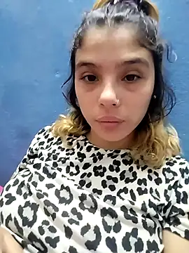 mariamac420 online show from March 2025 11:01:02 PM