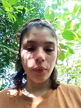 mariamac420 online show from April 2026 04:59:01 PM