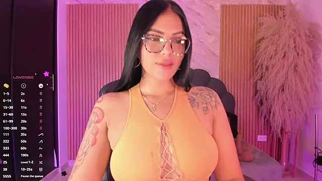 karol green  online show from October 2025 03:39:02 AM