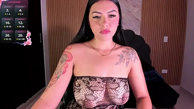 Snapshot of karol_green_ chatting on May 2026 02:34:01 PM karol green online show from May 2026 02:34:01 PM