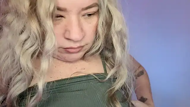 MarianL0ve online show from January 2026 10:22:02 AM