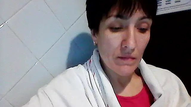 Snapshot of SunnyAmorre chatting on November 2025 08:53:02 PM SunnyAmorre online show from November 2025 08:53:02 PM