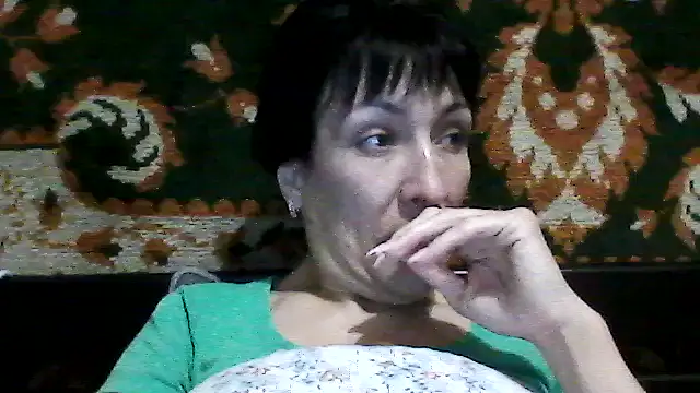 SunnyAmorre online show from April 2026 07:17:01 PM