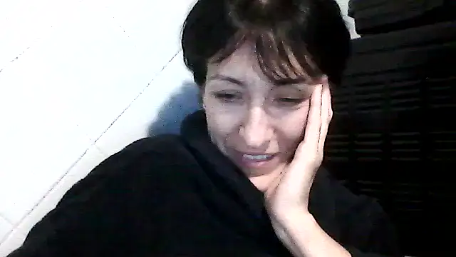 SunnyAmorre online show from October 2025 08:33:01 PM