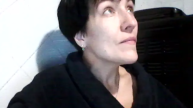 SunnyAmorre online show from September 2025 09:31:02 PM