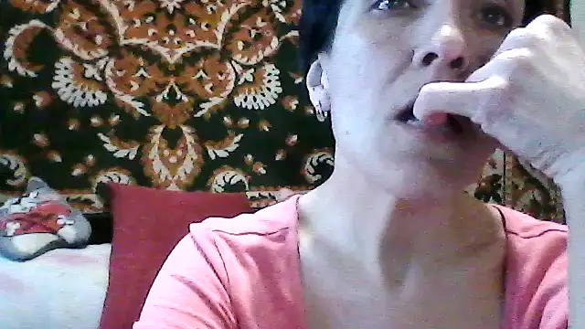 SunnyAmorre online show from March 2026 02:45:01 PM