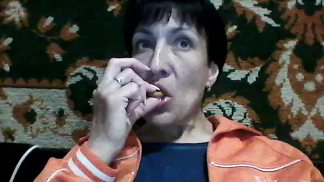 Snapshot of SunnyAmorre chatting on April 2026 07:33:02 PM SunnyAmorre online show from April 2026 07:33:02 PM